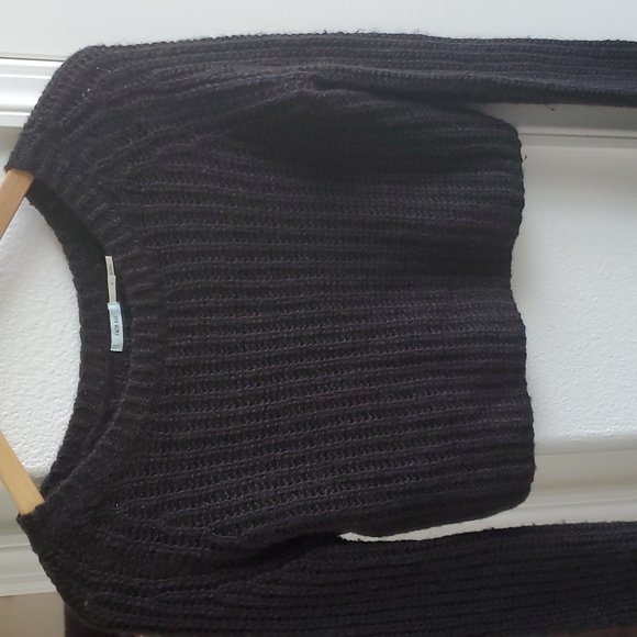 Kimchi Blue black cropped wool fuzzy sweater crop top urban outfitters - Picture 5 of 7